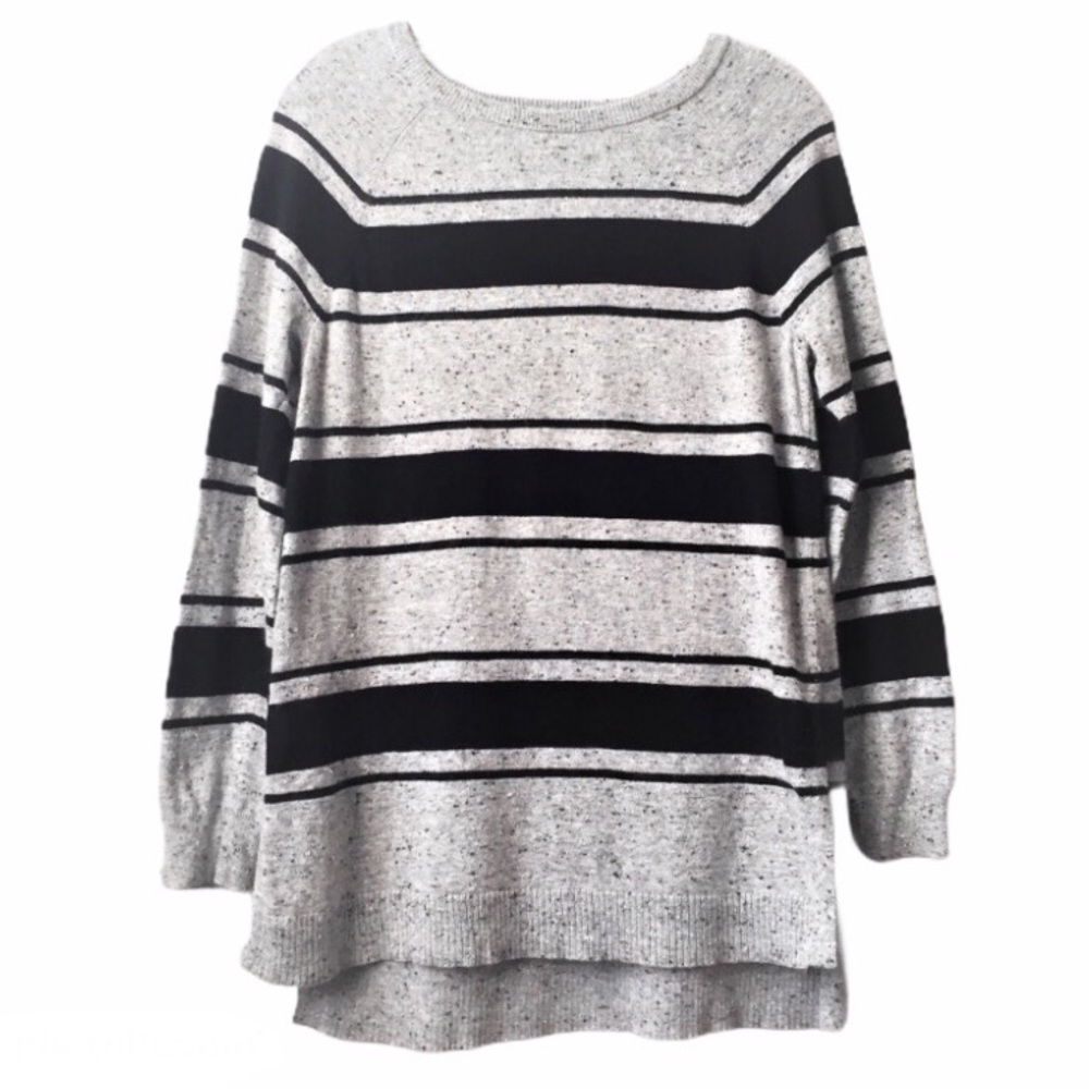 Vince Camuto High Low Sweater Gray Black Stripes